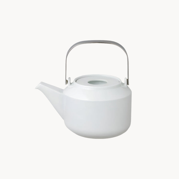 Photo of LEAVES TO TEA Teapot 600ml ( White ) [ KINTO ] [ Tea Equipment ]